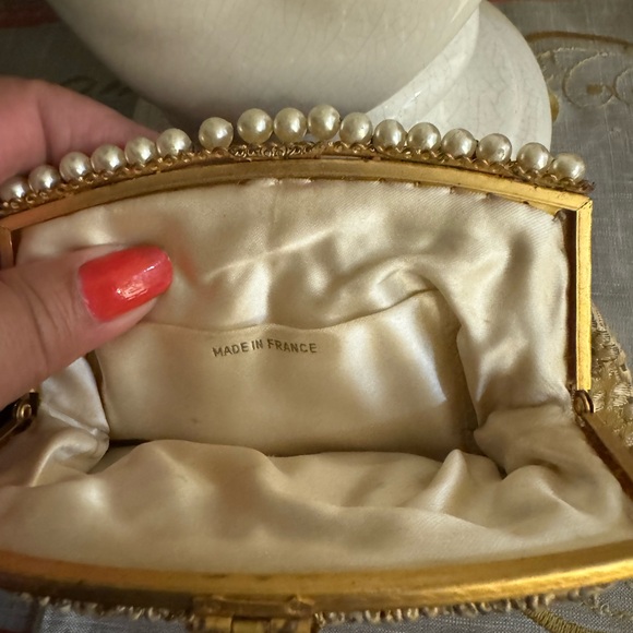 Vintage 1930’ Silk Brocade Evening Purse Small Metallic Bag with Faux Pearl - Picture 3 of 13